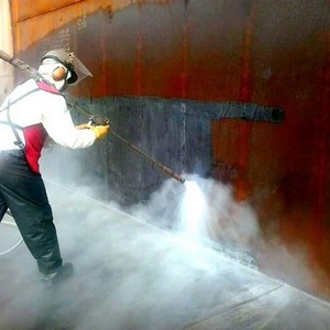 Serviços de hidrojateamento de alta pressão